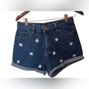 SHEIN blue denim Shorts With white embroidered daisy flowers